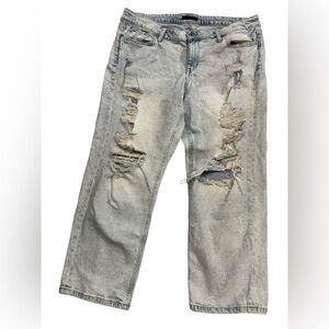 Edgely Light Blue Distressed womens Jeans